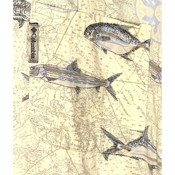 Columbia Mens Shirt Allover Fish Print Short Sleeve Button Up Tan Beige Medium - Picture 4 of 11